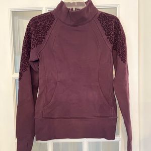 Lululemon sweatshirt